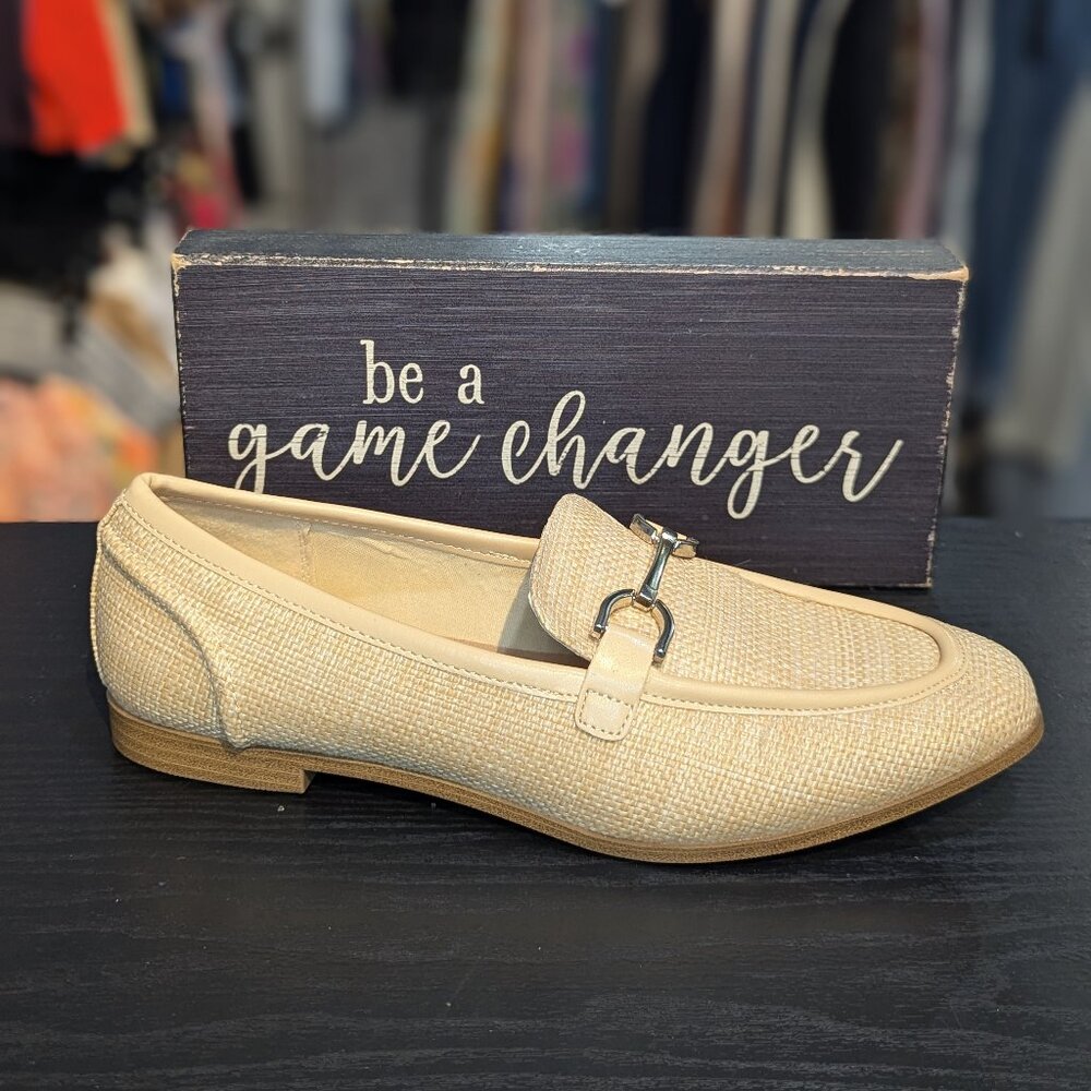 StrawLike Loafers
